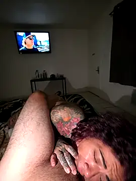 Snapshot of inkdbabz_33 chatting on 10.11.25 inkdbabz 33 online show from 10.11.25