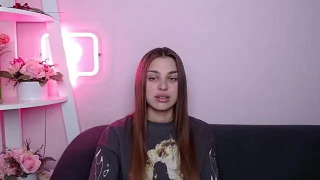 MilanaAngelAs online show from 04.21.26