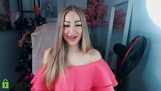  KittyBoo online show from 01.05.25