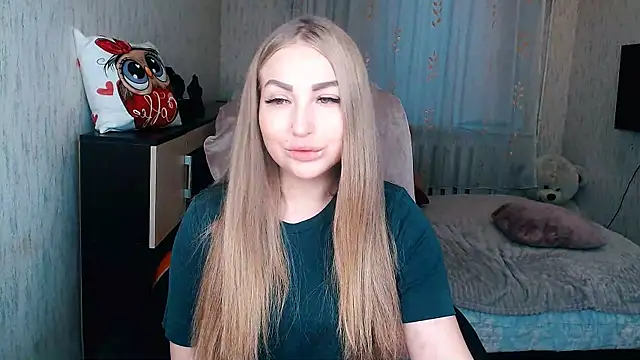  KittyBoo online show from 12.14.25