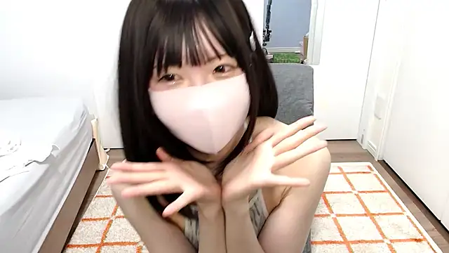 Snapshot of _mi_tsu_ki_ chatting on 01.19.25  mi tsu ki  online show from 01.19.25