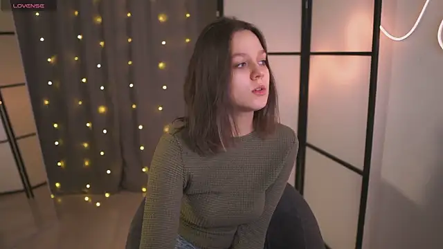 Addelin Moon online show from 01.19.25