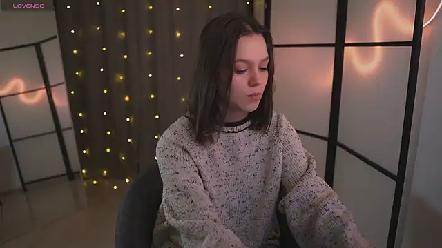 Addelin Moon online show from 01.27.25