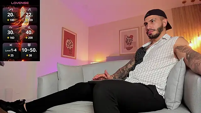 Snapshot of Matt_Ferrer chatting on 02.06.25 Matt Ferrer online show from 02.06.25