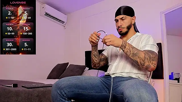 Snapshot of Matt_Ferrer chatting on 03.21.25 Matt Ferrer online show from 03.21.25