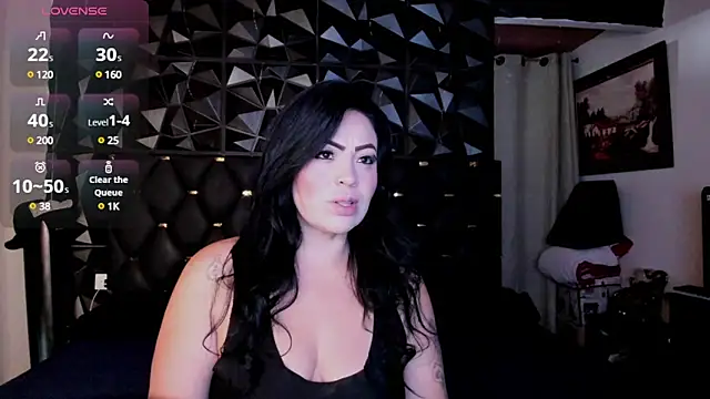 Snapshot of charlottemeyerr chatting on 01.01.25 charlottemeyerr online show from 01.01.25