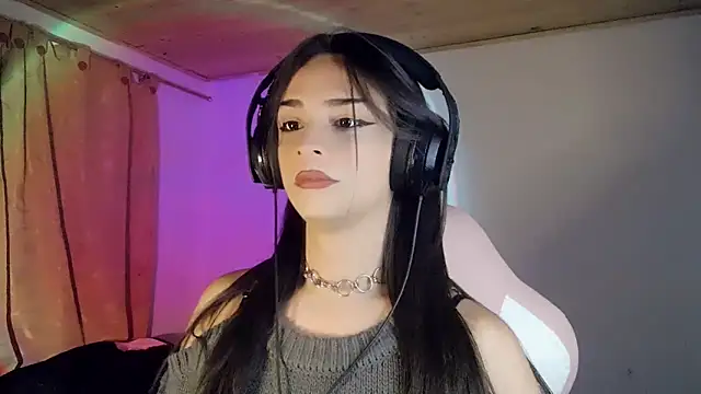 Dollbehavior  online show from 02.04.26