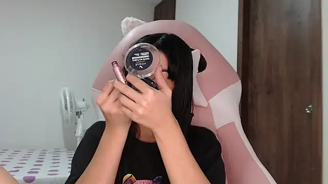 Caribbean beauty  online show from 03.16.25