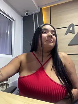 little lissiee online show from 04.30.26