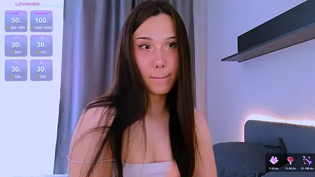 Kaia Sunshine Mia online show from 05.20.26