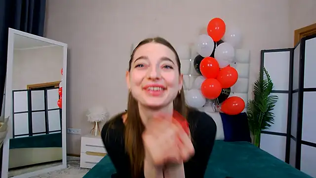 NicoleRosss online show from 03.15.25