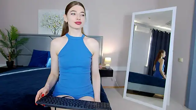 NicoleRosss online show from 11.21.25