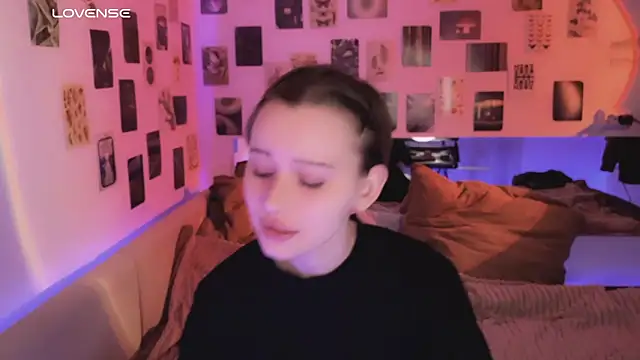 Snapshot of yourconcept chatting on 01.17.25 yourconcept online show from 01.17.25