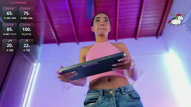 AdelineEvanss online show from 12.28.24