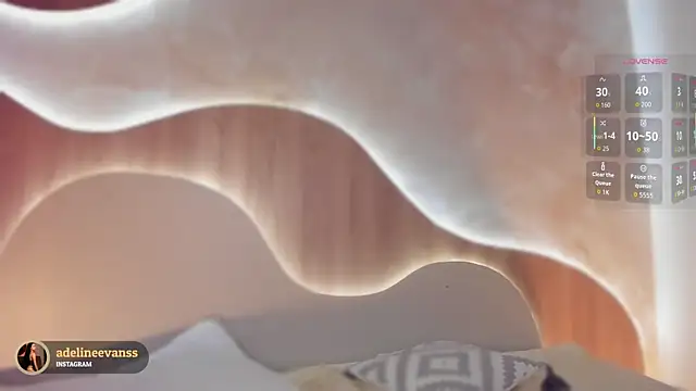 AdelineEvanss online show from 10.31.25