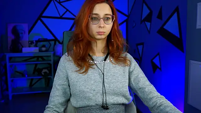 Snapshot of Orianna_Fox chatting on 12.07.24 Orianna Fox online show from 12.07.24