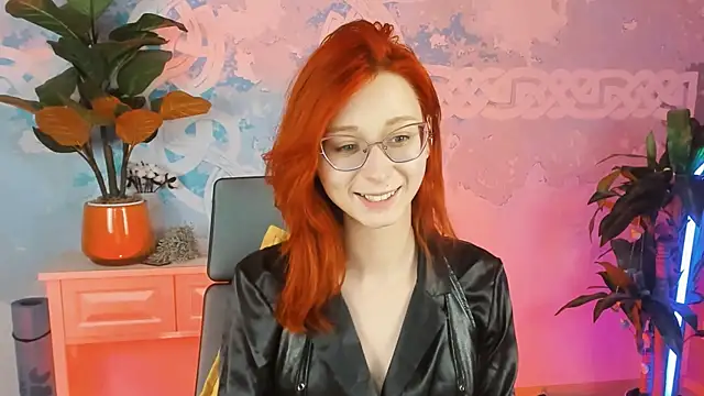 Snapshot of Orianna_Fox chatting on 01.22.25 Orianna Fox online show from 01.22.25