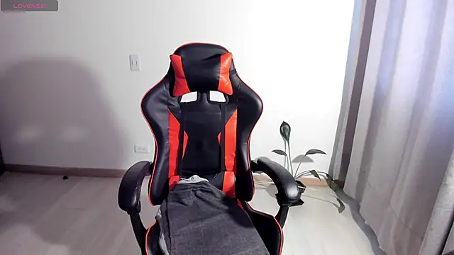 maryluna95 online show from 04.16.26