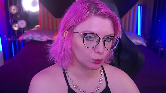 CoolTatis online show from 09.15.25