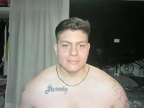 Snapshot of regan_jhonso chatting on 12.12.24 regan jhonso online show from 12.12.24