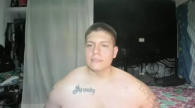 Snapshot of regan_jhonso chatting on 02.01.25 regan jhonso online show from 02.01.25