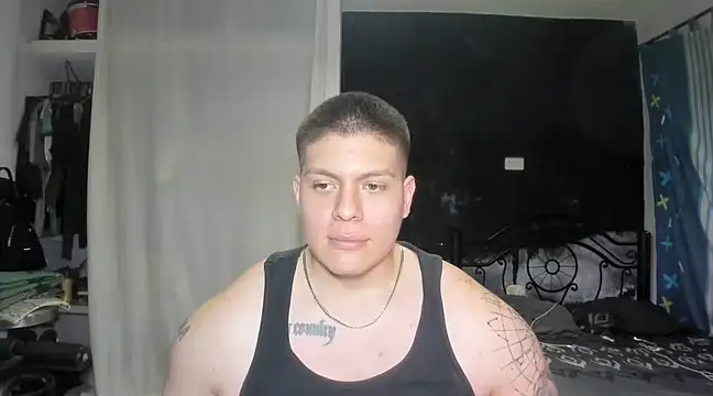 Snapshot of regan_jhonso chatting on 02.10.25 regan jhonso online show from 02.10.25