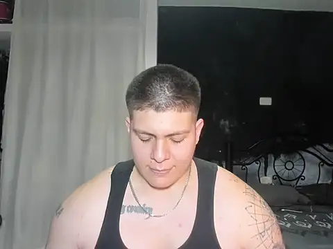 Snapshot of regan_jhonso chatting on 02.11.25 regan jhonso online show from 02.11.25