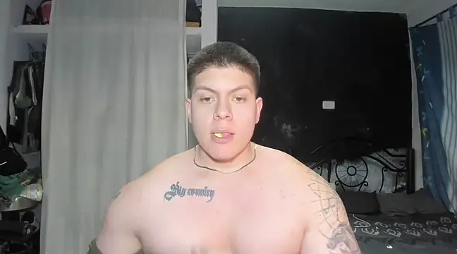 Snapshot of regan_jhonso chatting on 02.24.25 regan jhonso online show from 02.24.25