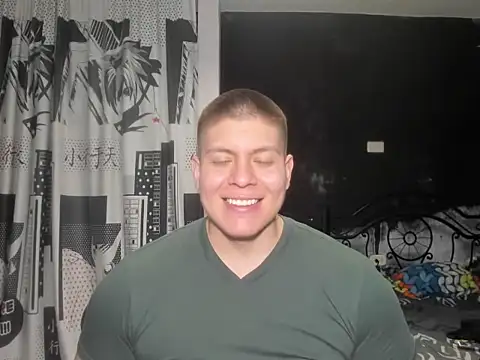 Snapshot of regan_jhonso chatting on 09.14.25 regan jhonso online show from 09.14.25
