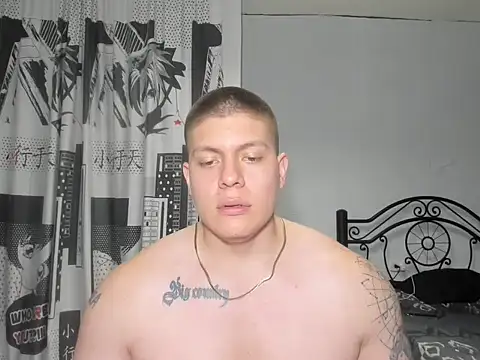 Snapshot of regan_jhonso chatting on 10.20.25 regan jhonso online show from 10.20.25