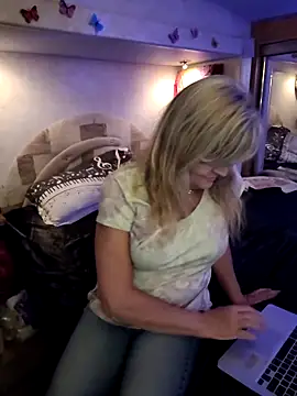 annika lately online show from 02.28.25