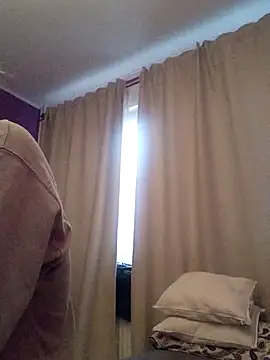 BritneyHudson online show from 11.27.25