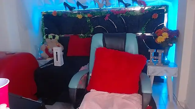 red moon 2 online show from 01.15.25