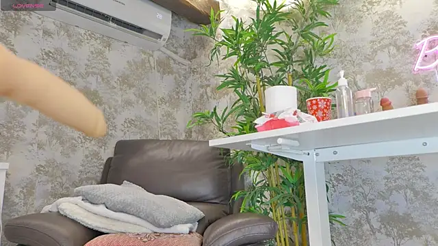 YourBurnWish online show from 04.18.26