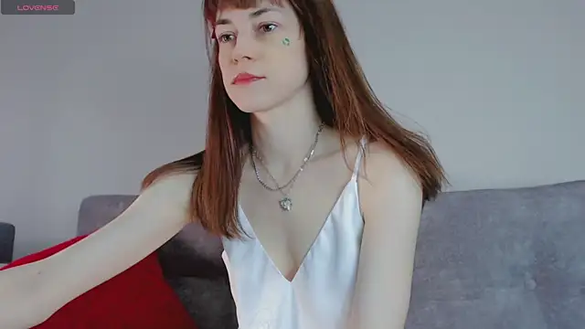 Snapshot of Amina_Barbarian chatting on 12.16.24 Amina Barbarian online show from 12.16.24