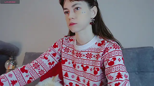 Snapshot of Amina_Barbarian chatting on 12.27.24 Amina Barbarian online show from 12.27.24