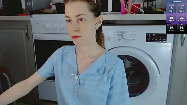 Snapshot of Amina_Barbarian chatting on 11.23.25 Amina Barbarian online show from 11.23.25