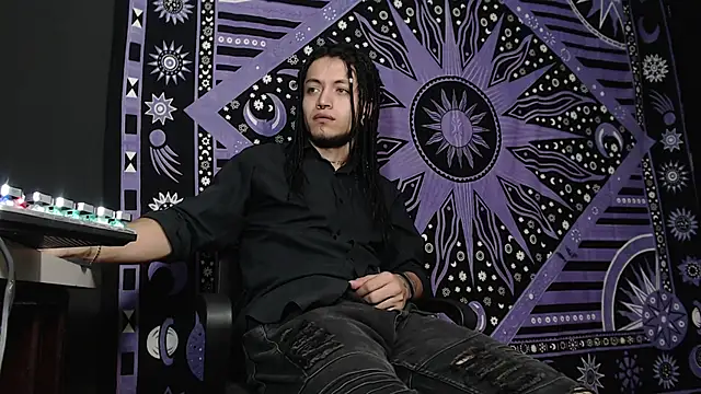 Dicaprioo  online show from 01.14.25