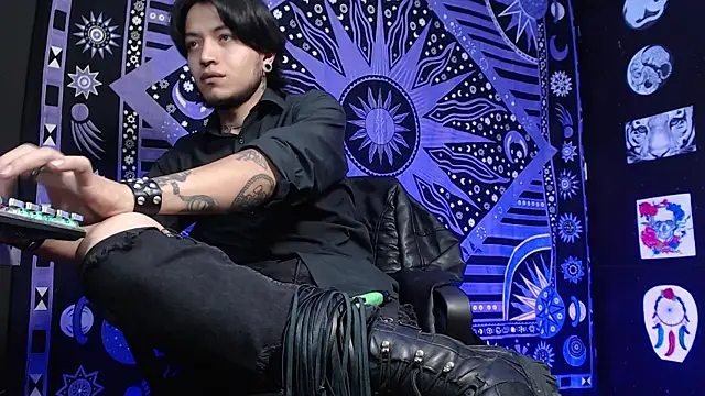 Dicaprioo  online show from 02.14.25