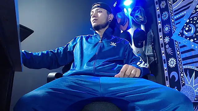 Dicaprioo  online show from 02.21.25