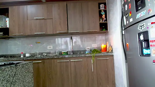 Snapshot of adan_eva960 chatting on 02.15.25 adan eva960 online show from 02.15.25