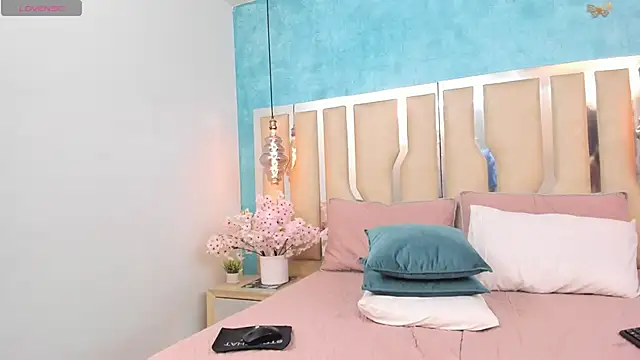 RubbyTaylor online show from 04.16.26