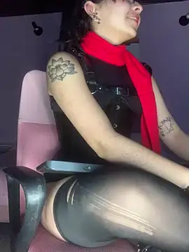 Snapshot of _Gothiccbitch_ chatting on 03.01.25  Gothiccbitch  online show from 03.01.25