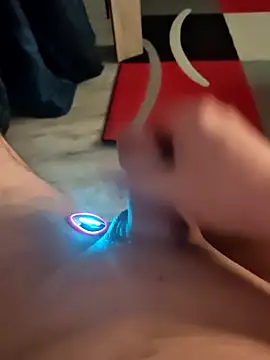 Szeltolo001 online show from 02.04.26