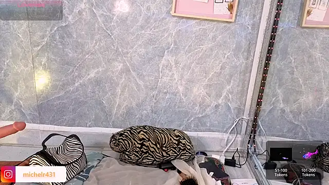 Mia  reys online show from 03.17.26