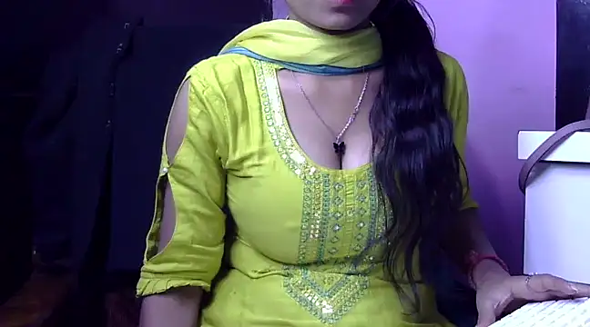 momo lov online show from 12.14.24