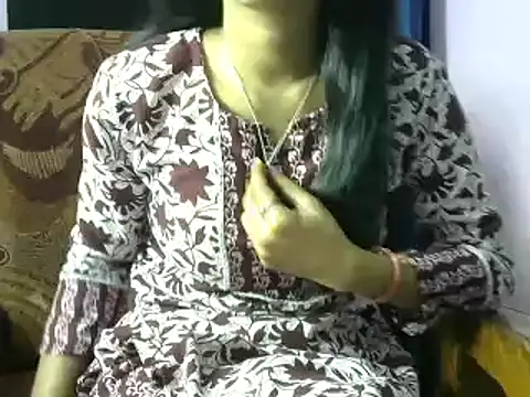 momo lov online show from 01.23.25