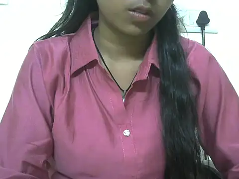 momo lov online show from 09.28.25