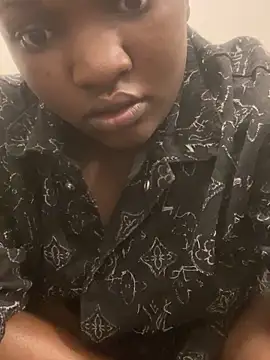 sweet18creamybigpussy online show from 12.15.25