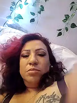 Snapshot of Erotic_nayma chatting on 12.31.24 Erotic nayma online show from 12.31.24